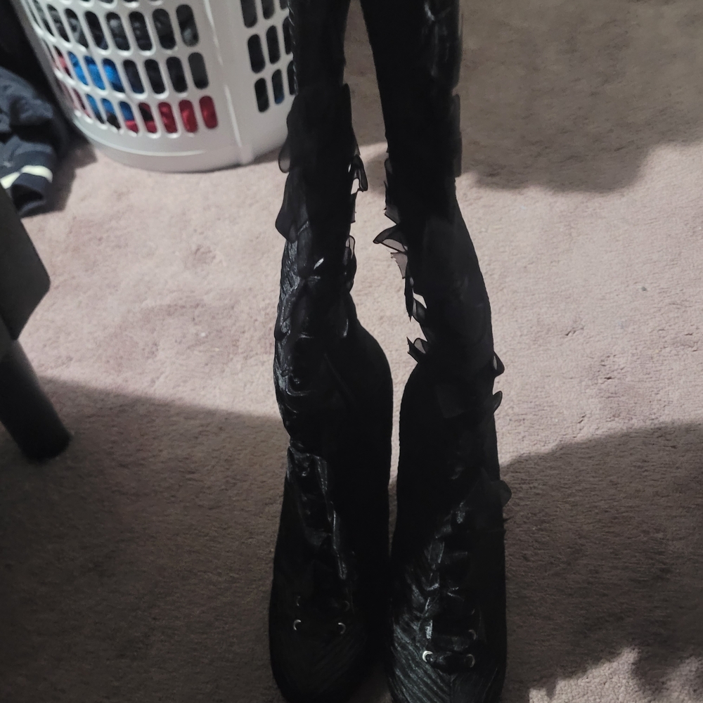 Ellie Black Textured Heeled Boots - Picture 3 of 7